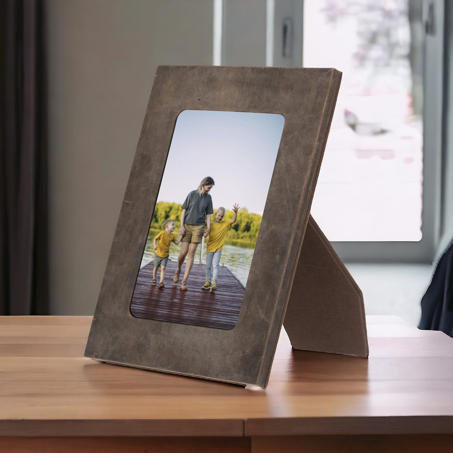 Gerçek Deri Masaüstü Fotoğraf Çerçevesi, 22x17cm (15x10 foto) Antik Koyu Kahve