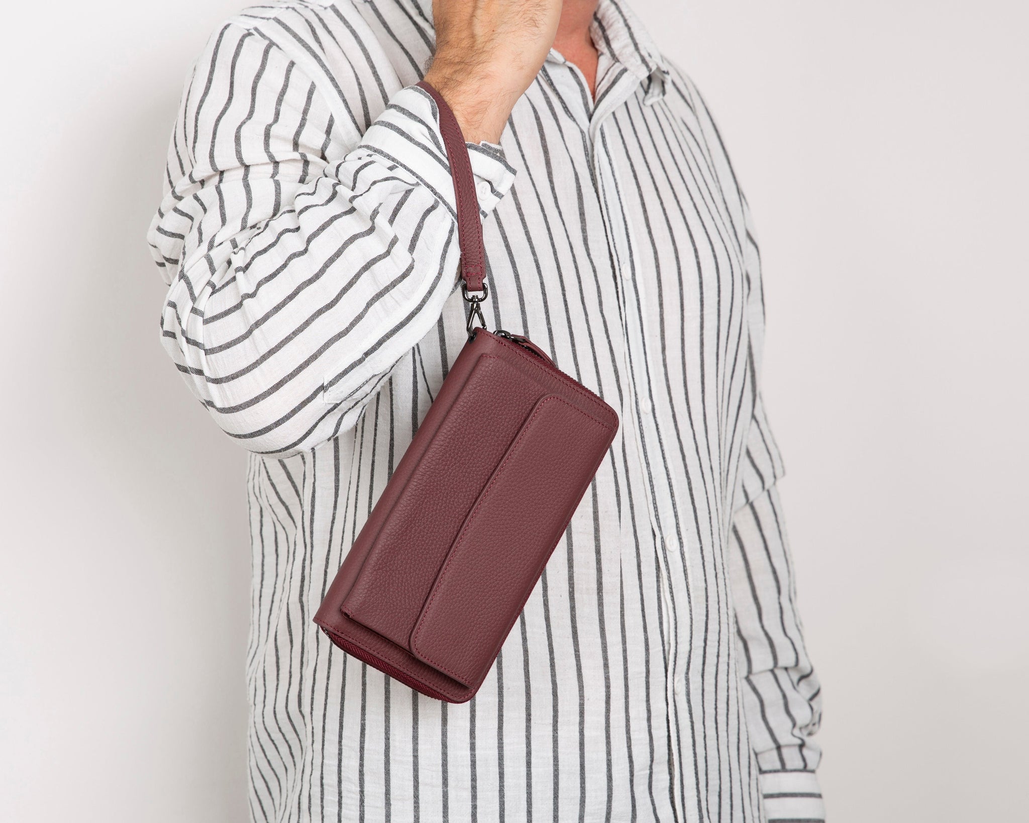 Hakiki Deri Kadın-Erkek El Askılı Telefon Bölmeli Cüzdan - Aristo