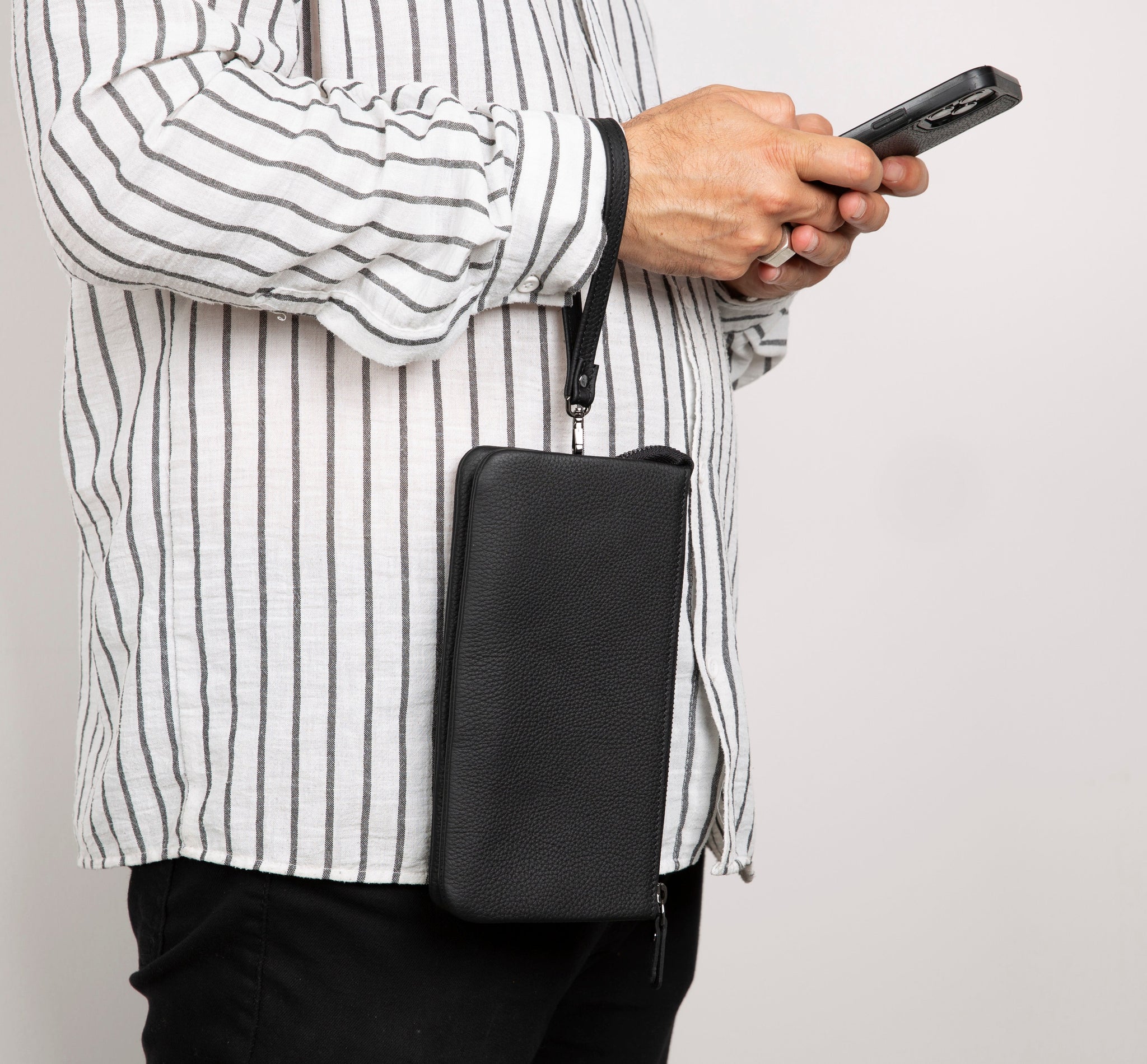 Majeste Leather Clutch Women's Bag