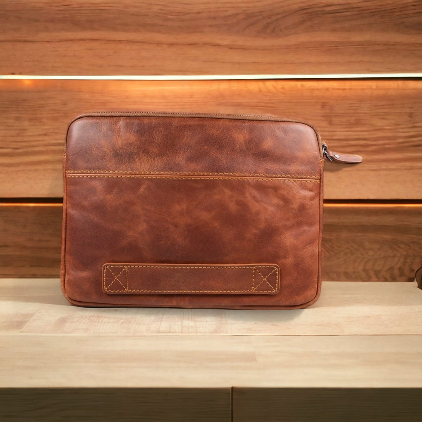 Awe 15 inç MacBook ve PC Uyumlu Deri Kılıf Antik Kahve