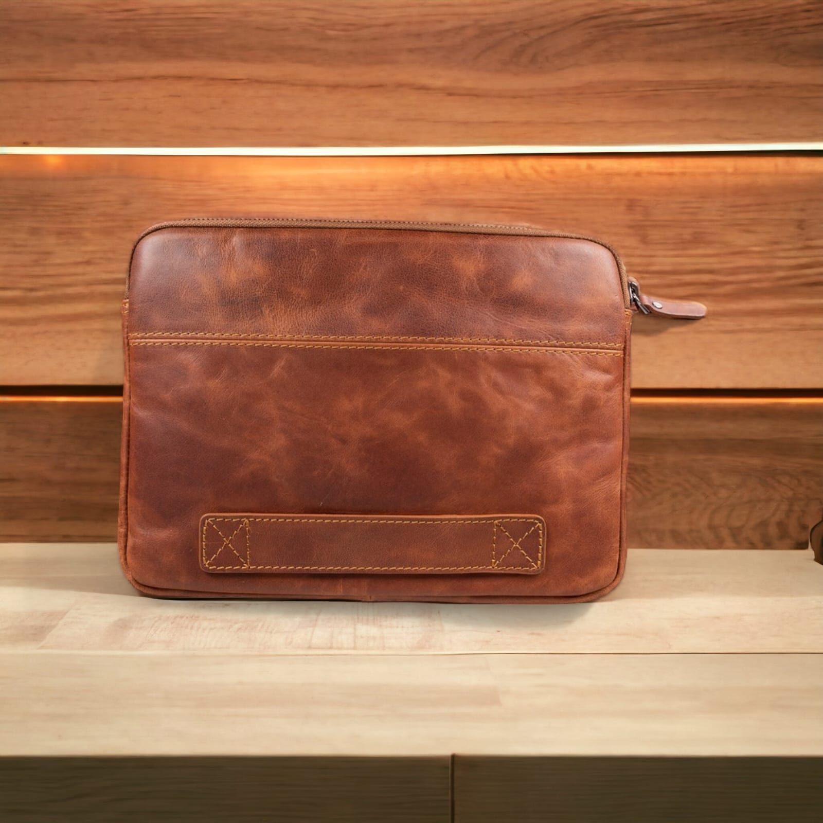 Awe 15 inç MacBook ve PC Uyumlu Deri Kılıf Antik Kahve