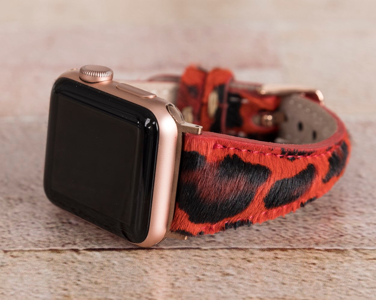 Apple Watch Uyumlu Slim Deri Kordon, Leopar Desen